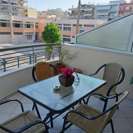 Nicholas House ! Apartment